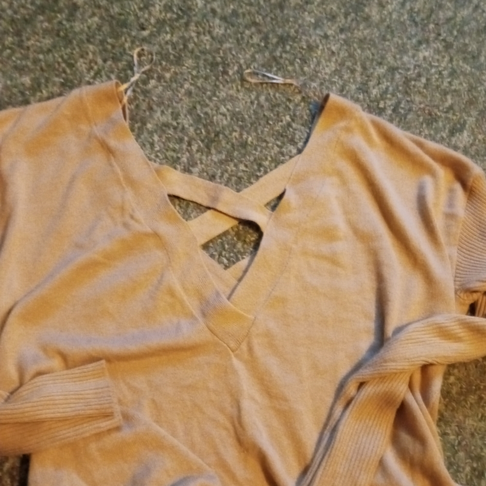 *PooF* New York sweater sz L